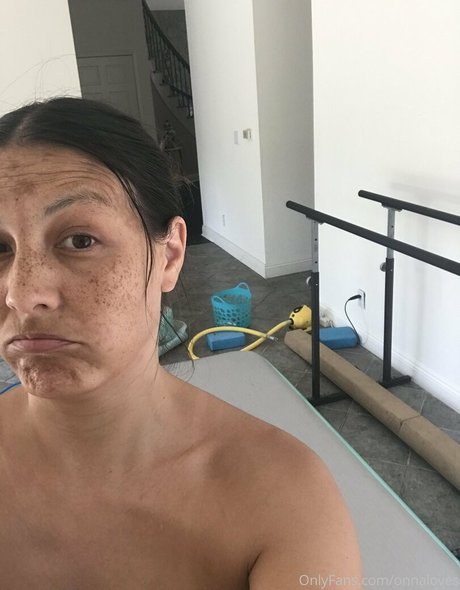 onnaloves model hd gallery