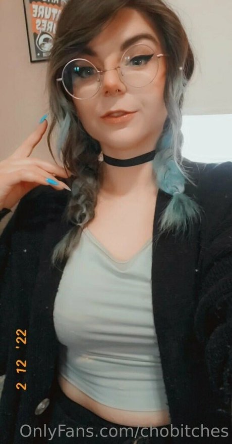 chobitches nudes model pics