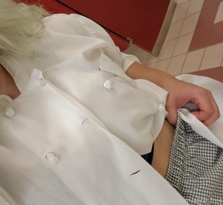 avalei free model pretty image