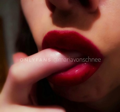 mariavonschneefree free actress pictures