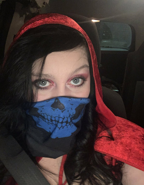 icoulddinosaur model erotic photo