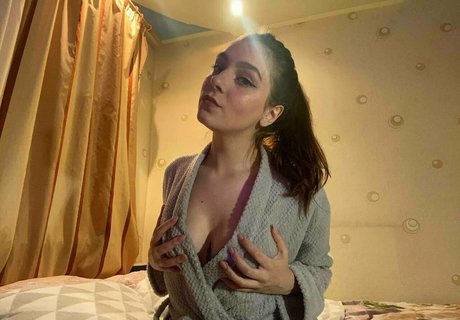 mashachick nude actress picture