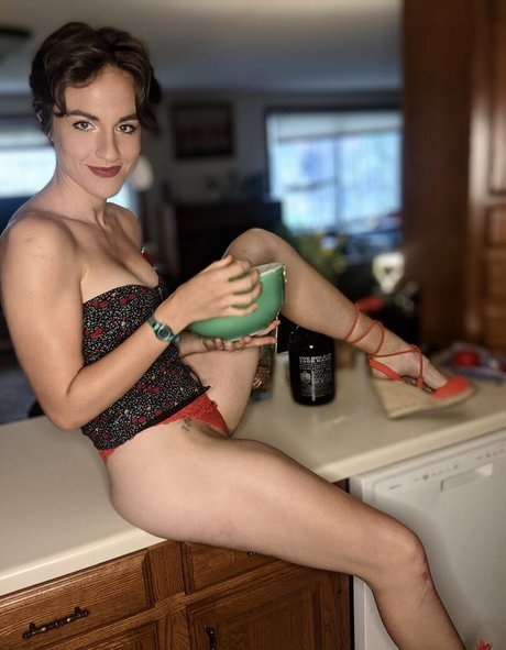 handsy bb pretty model picture