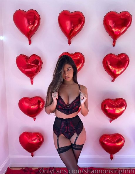 Alexa Campbell star sexy archive