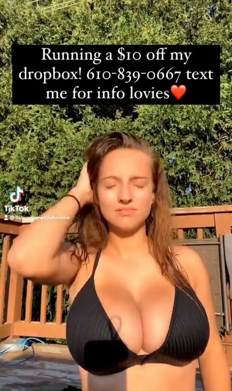 Brooke Mattson hot star picture