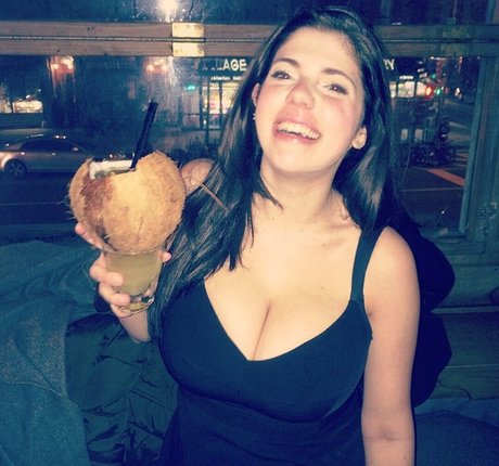 Emily H Barry hot model archive