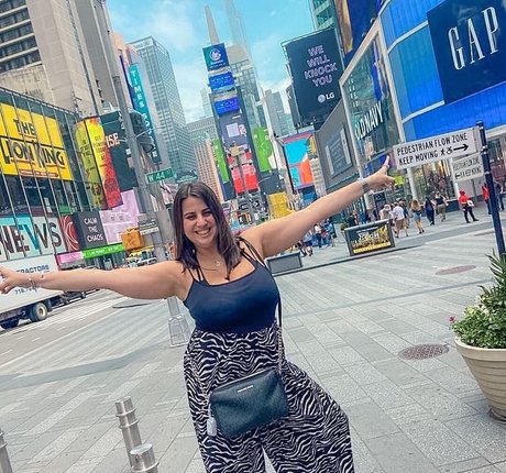 Sapir Sol pornstar naked photos