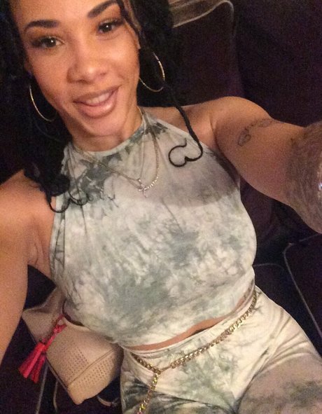 huge shemale onlyfans art naked pictures