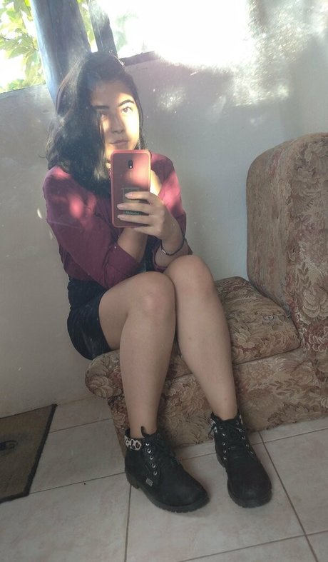 orianafra model naked image