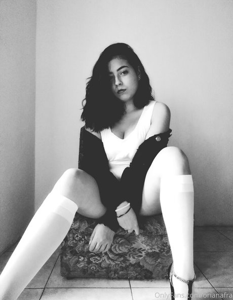 orianafra art star galleries