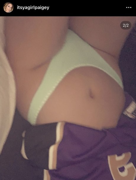 Itsyagirlpaigey pornstar nudes gallery