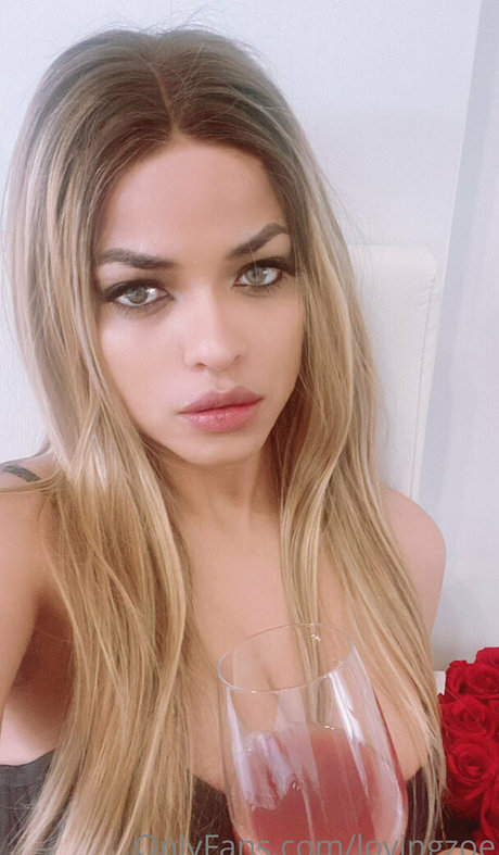 lovingzoe pornstar hd gallery