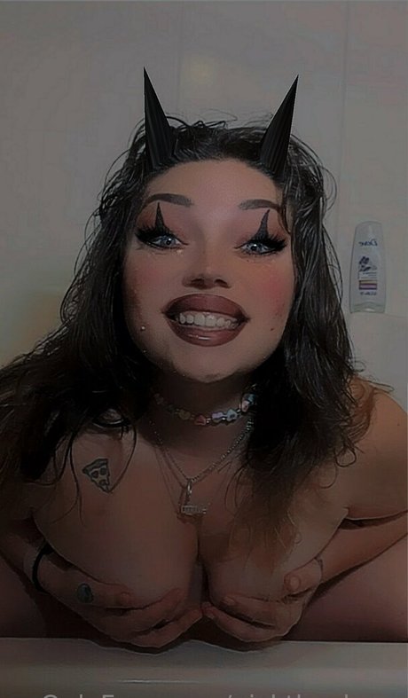 picktheclown model high quality photos