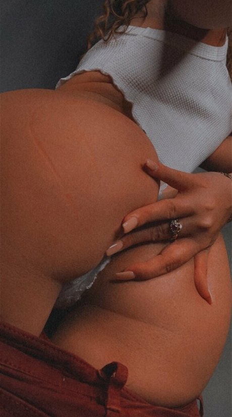 daflbaby naked model img