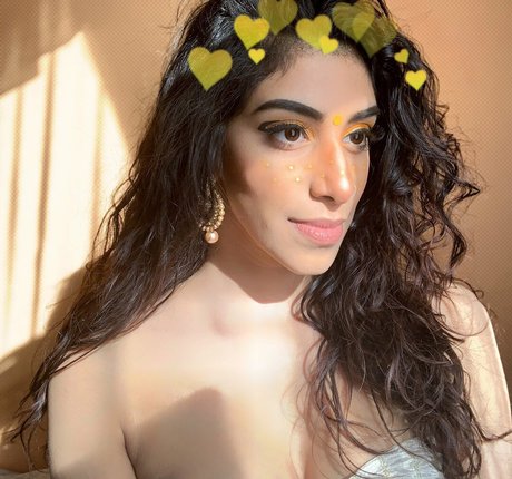 BambiAfterDark star top archive