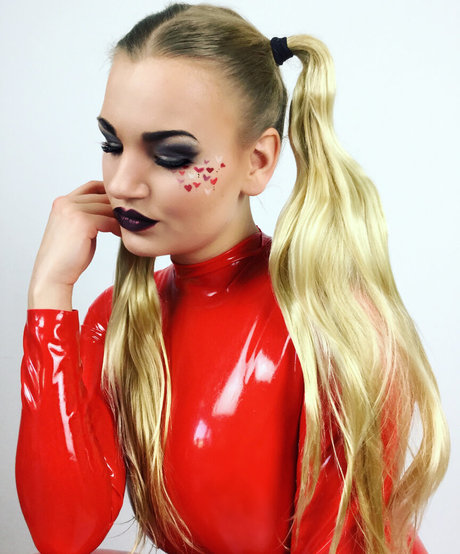 Beyla Hughes star hot photo