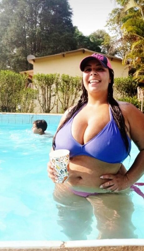 bi anchi00 nude actress image