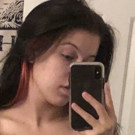 Hawlee Cromwell pornstar pretty gallery