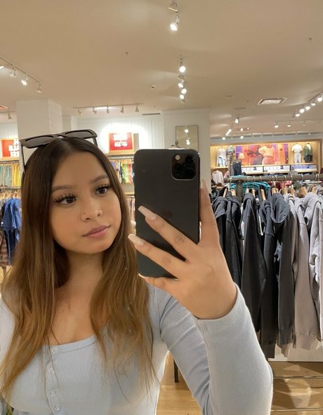 Jessica Huynh nudes model galleries