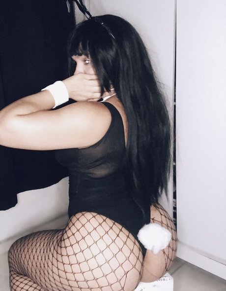 maalcantara naked star images