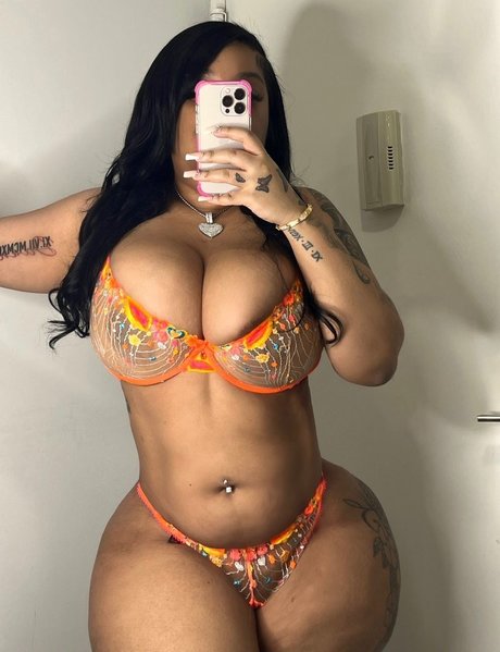 kinkykior porn star pic