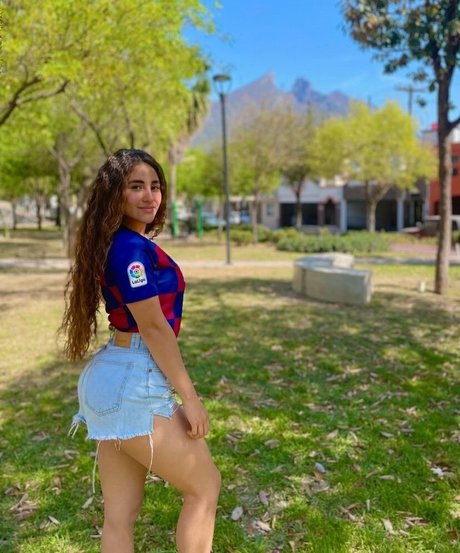 Sassi Z pornstar erotic pictures