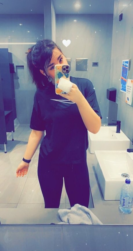 uncutsextapes beautiful model pics