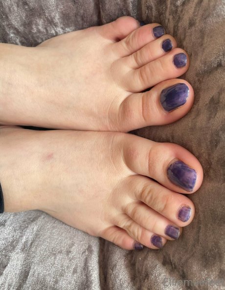 elliemaesfeet star nudes image