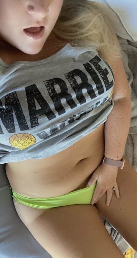 bbfans pornstar beautiful img