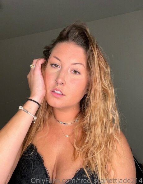 free scarlettjade214 art model images