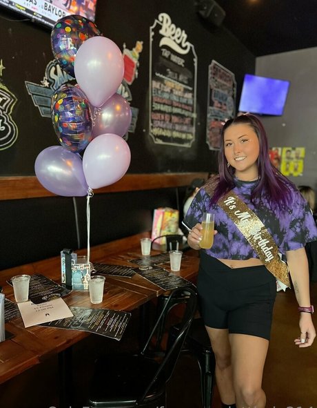 free scarlettjade214 model high quality images