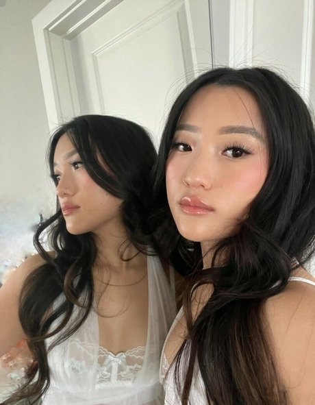 godessjny naked model gallery