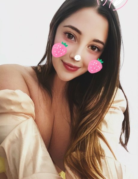 youritalianpetite top pornstar gallery