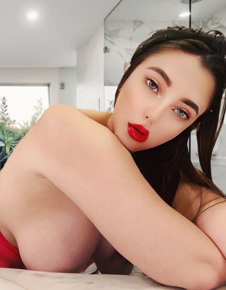 youritalianpetite pornstar nude pics