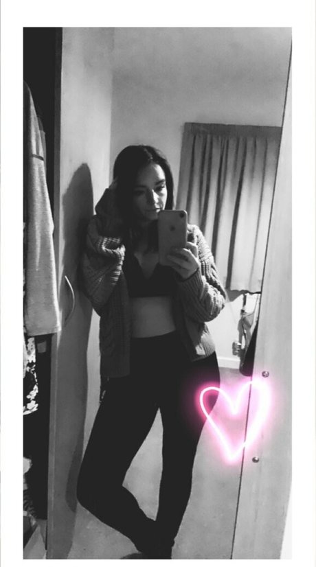 carla012 sex star image