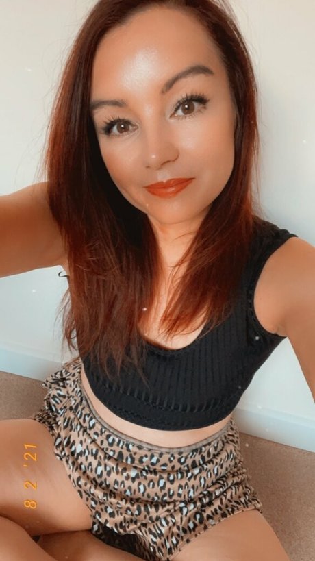 carla012 hot model images