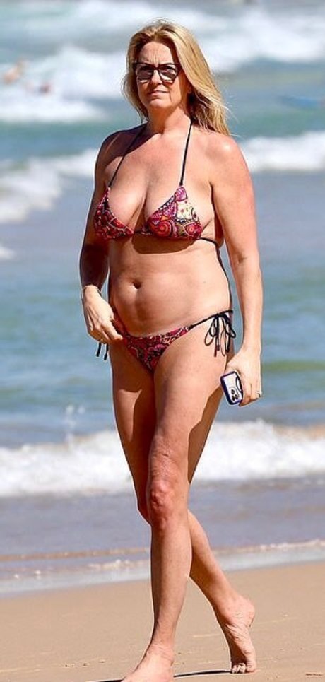 Penny Lancaster star pornographic img