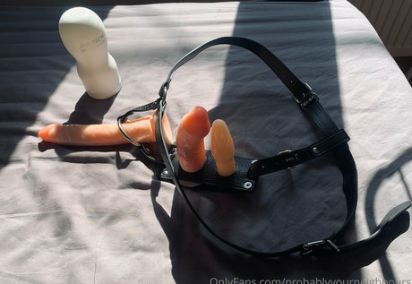 probablyyourneighbours pornstar sexy photo