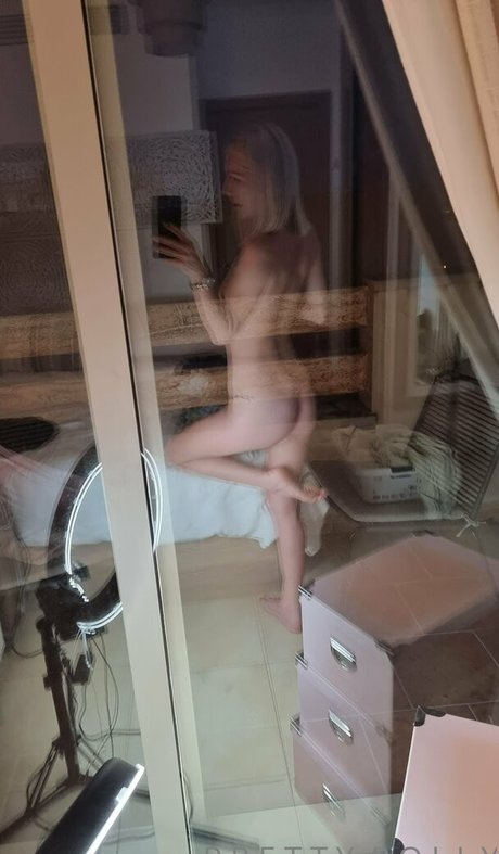 prettypolly model hot images