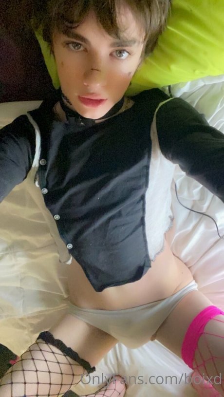 femboixd model erotic image