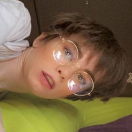 femboixd model top picture