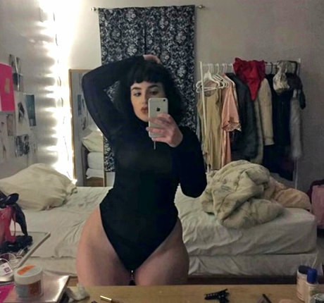 sadgalbri nice actress image