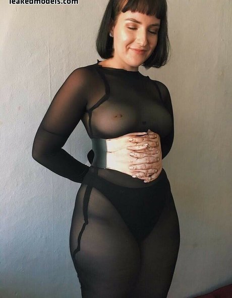 sadgalbri sex model pic