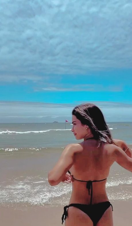 Bruna Gomes hd star pic