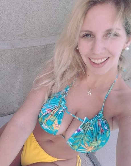 Maria Celeste pornographic star galleries