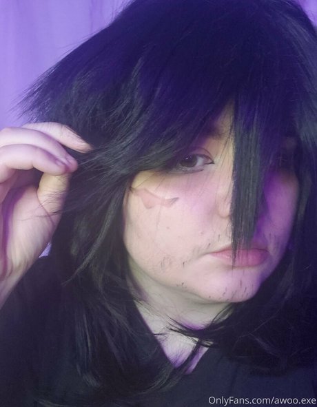 awoo exe model beautiful images