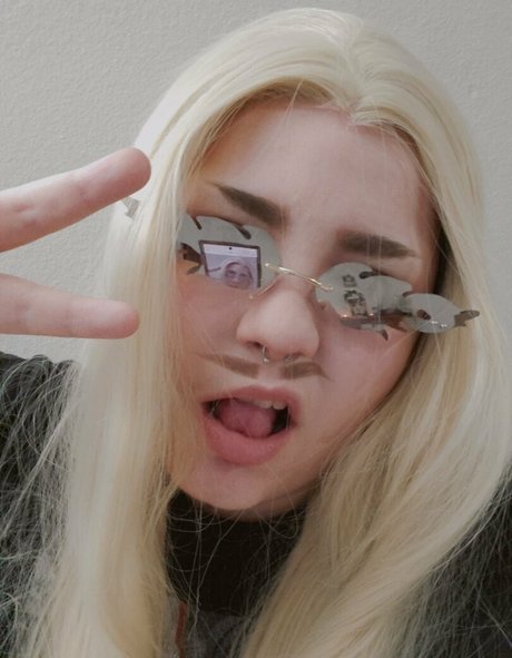 blonde yoga onlyfans xxx pic