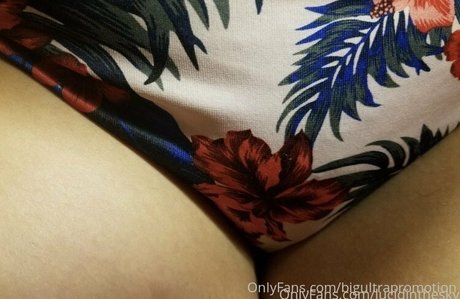 bigultrapromotion beautiful star photo