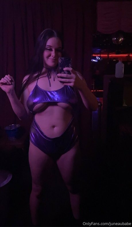 juneaubabe pornstar sexy image