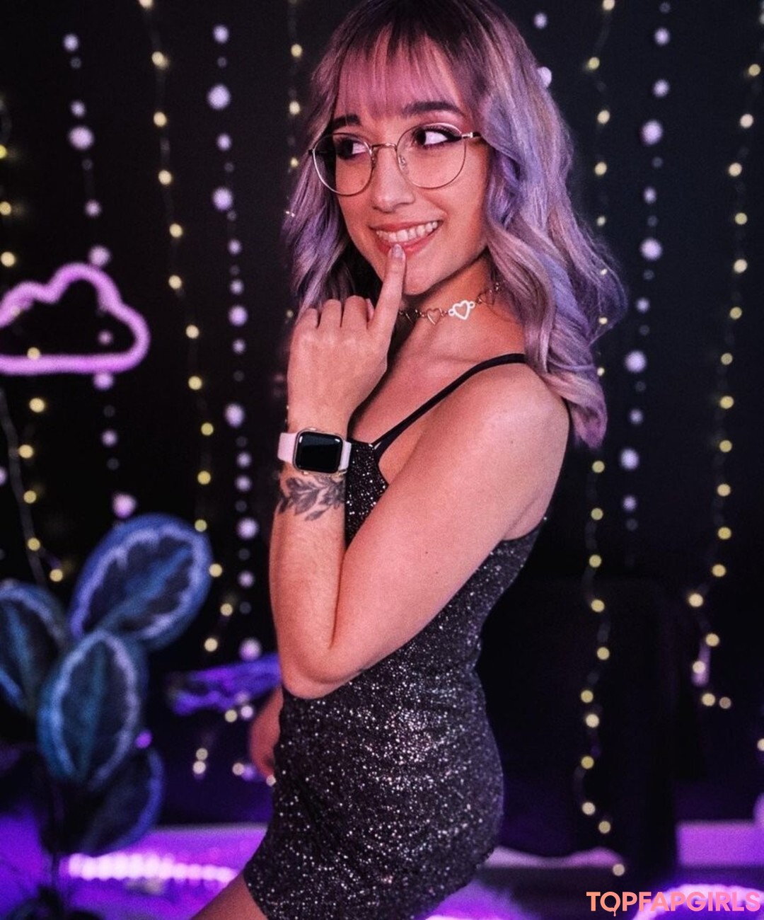 Maya ASMR exclusive pornstar image